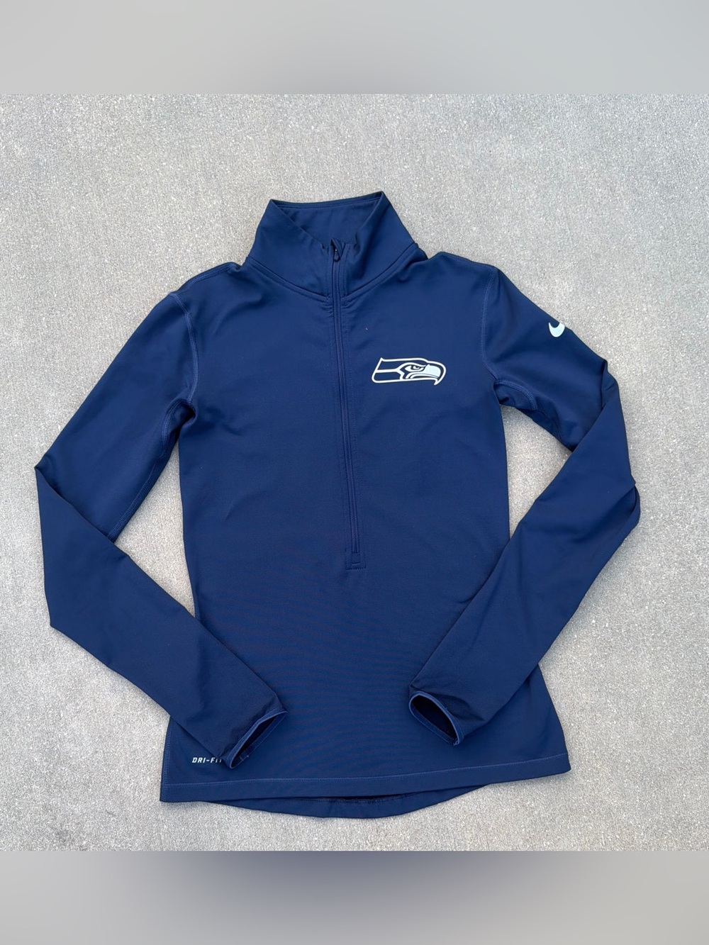 Nike Navy Seattle Seahawks Women's Half Zip Pullover Fleece Lined NWOT Small